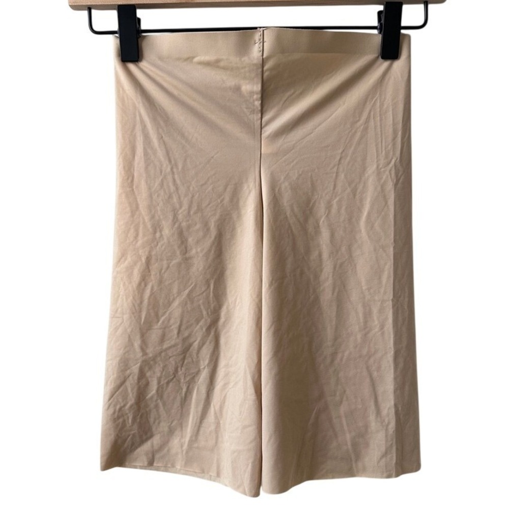 SPANX Mid Thigh Seamless Shapewear Shorts Sz M Smoothes Tummy Hip Thigh Rear NWT - Picture 4 of 9